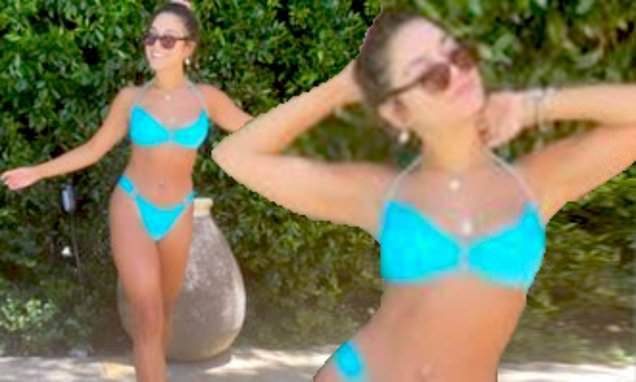 Vanessa Hudgens - Vanessa Hudgens flaunts her incredible quarantine figure in bright blue bikini - dailymail.co.uk - state California