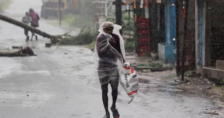 West Bengal - At least 20 dead after Cyclone Amphan slams into coastal India, Bangladesh - globalnews.ca - India - Bangladesh - state Bengal - state Odisha
