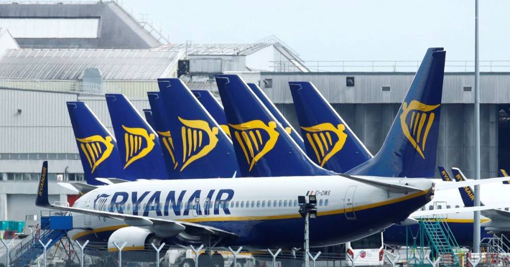 Ryanair threatens to blacklist people who claim holiday refunds from their bank - mirror.co.uk - Ireland
