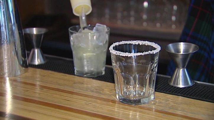 Tom Wolf - Lauren Johnson - Gov. Wolf signs bill temporarily allowing cocktails to-go for licensed businesses - fox29.com - state Pennsylvania - county Wayne - county Perry - county Warren