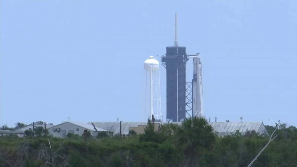 Bob Behnken - Doug Hurley - SpaceX goes vertical at Kennedy Space Center ahead of first launch with astronauts - clickorlando.com - Usa - state Florida