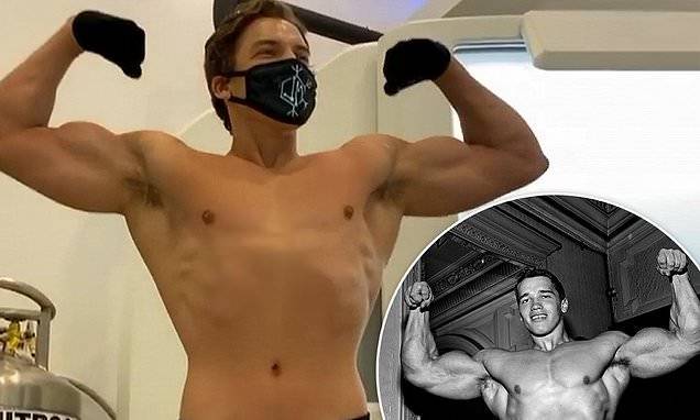 Arnold Schwarzenegger - Joseph Baena - Joseph Baena does his best Arnold Schwarzenegger and flexes his muscles after a cryotherapy session - dailymail.co.uk