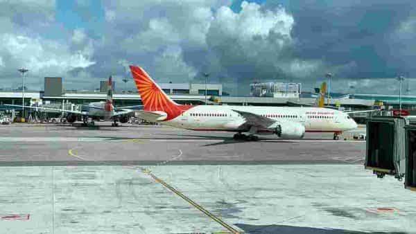 Air India opens bookings for domestic flights - livemint.com - India