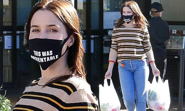 Sophia Bush makes a political statement with her face mask as she does grocery shopping on her own - dailymail.co.uk