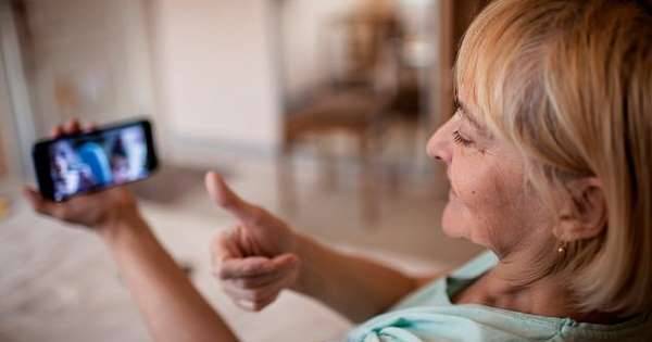 Grandparents can keep state pension credits worth £260 a year if they are childminding over phone or video chat - msn.com