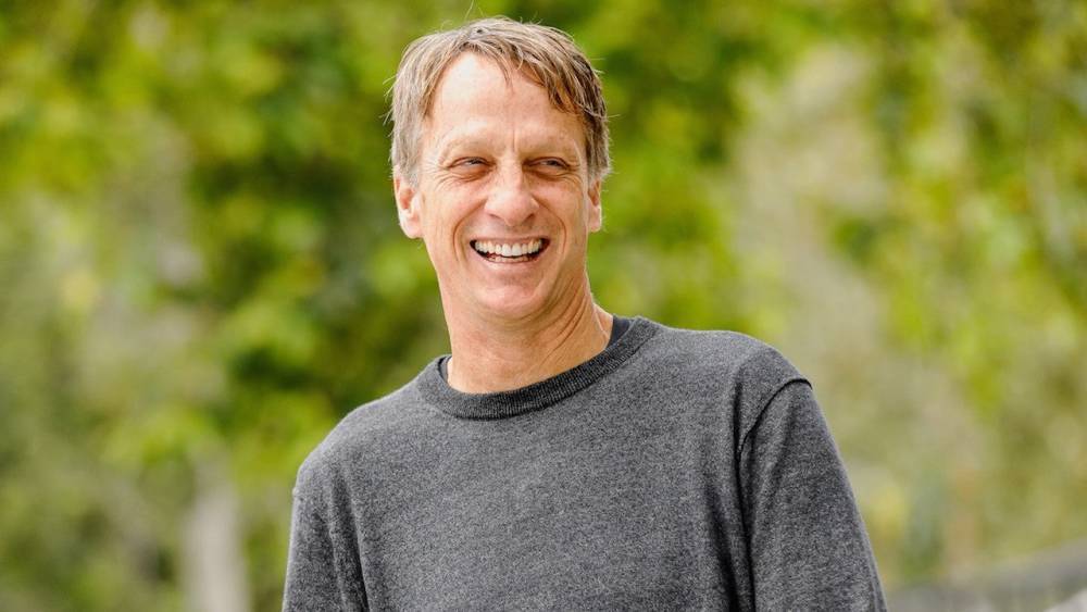 Tony Hawk - Good News - Tony Hawk on the Meaningful Skateboard Exchange That Went Viral Thanks to a FedEx Driver (Exclusive) - etonline.com - Georgia