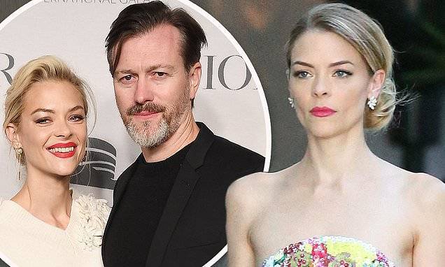 Kyle Newman - Jaime King responds to estranged husband Kyle Newman's claims she is battling an 'opioid addiction' - dailymail.co.uk