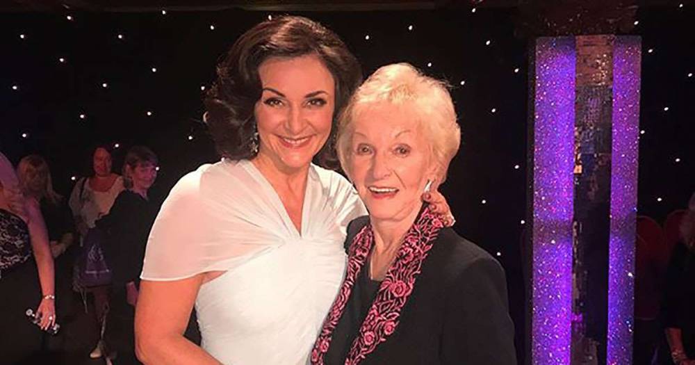 Shirley Ballas - Gaby Roslin - Strictly's Shirley Ballas gives update on mother Audrey as she continues to battle cancer - msn.com