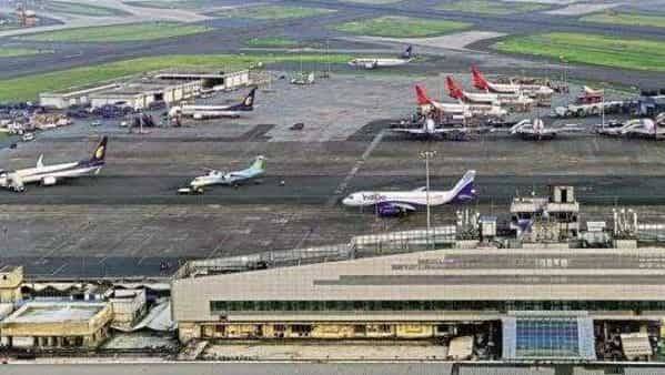 India to resume air travel with over a thousand flights on Monday - livemint.com - India - city Delhi - city Bangalore
