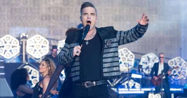 Robbie Williams - Robbie Williams reveals his dad has Parkinson's disease - msn.com - Los Angeles