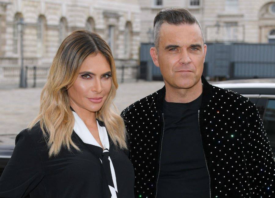 Robbie Williams - Robbie Williams reveals his dad’s Parkinson’s diagnosis - evoke.ie
