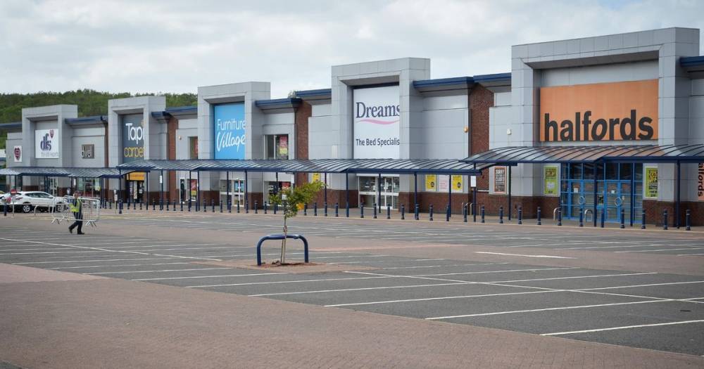 Which shops are open at the Middlebrook Retail Park from this weekend? - manchestereveningnews.co.uk - county Park