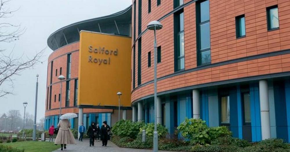 One coronavirus patient has died at Salford Royal Hospital this week - manchestereveningnews.co.uk - city Manchester