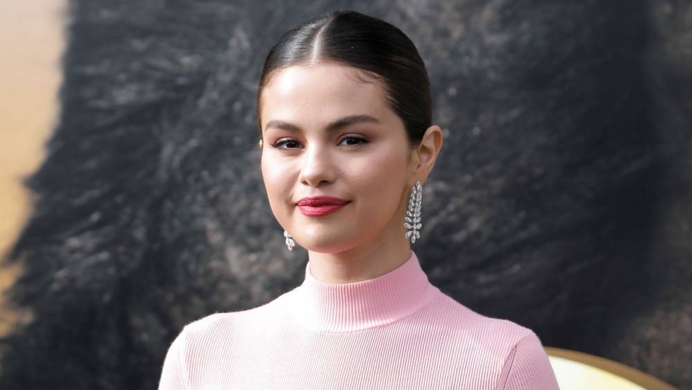 Selena Gomez - Good News - Selena Gomez Sends Inspiring Message to Graduating Students From Immigrant Families During 'Immigrad 2020' - etonline.com - Usa - Mexico