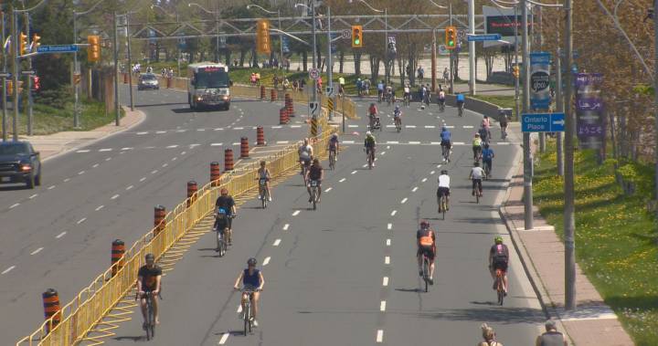 ActiveTO turns several major Toronto streets to pedestrians and cyclists - globalnews.ca