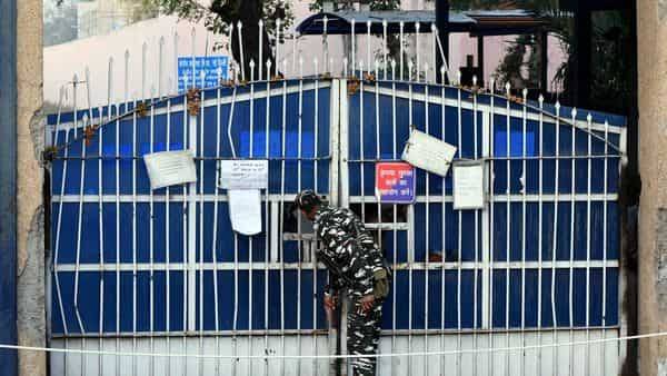 Tihar Jail starts process to grant emergency parole to convicts - livemint.com - city New Delhi - India