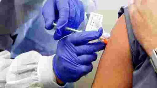 Oxford University coronavirus vaccine trials run into hurdle: Report - livemint.com - county Hill - city Adrian, county Hill