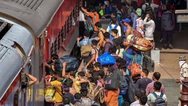 2,813 Shramik Special trains have ferried over 37 lakh passengers: Railways - livemint.com - India