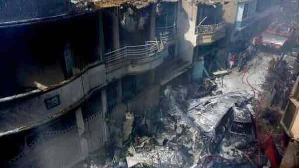 'Preliminary report of PIA plane crash raises new questions' - livemint.com - Pakistan - city Karachi