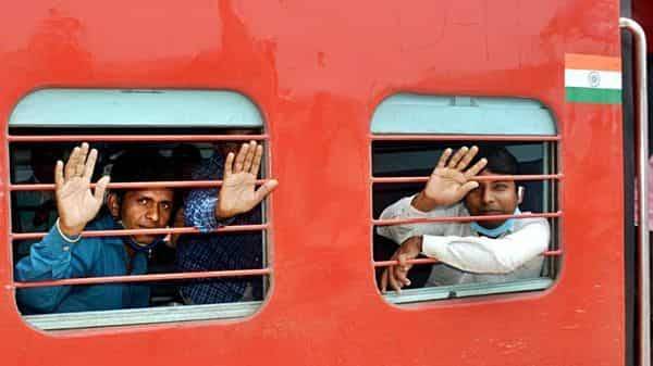 Shramik Special: 'Horror trip' ends, diverted train finally reaches Gorakhpur - livemint.com - India