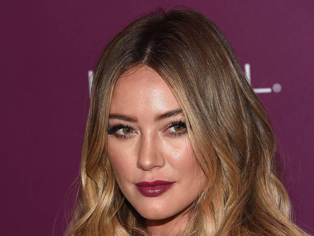 Hilary Duff - Mike Comrie - Lizzie Macguire - 'GET A HOBBY': Hilary Duff blasts 'disgusting' claims she tried to traffic son - torontosun.com