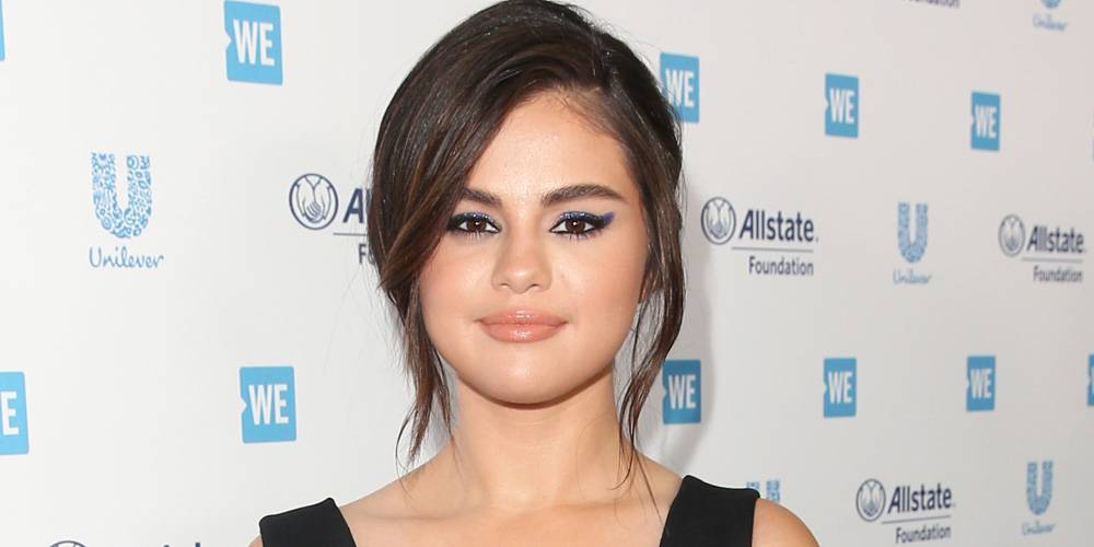 Selena Gomez - Selena Gomez Spreads Hopeful Message to Graduates From Immigrant Families - justjared.com - Usa - Mexico