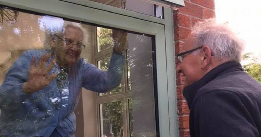 Wonderful pic of mum, 97, and son, 74, reuniting after he thought she had died - mirror.co.uk