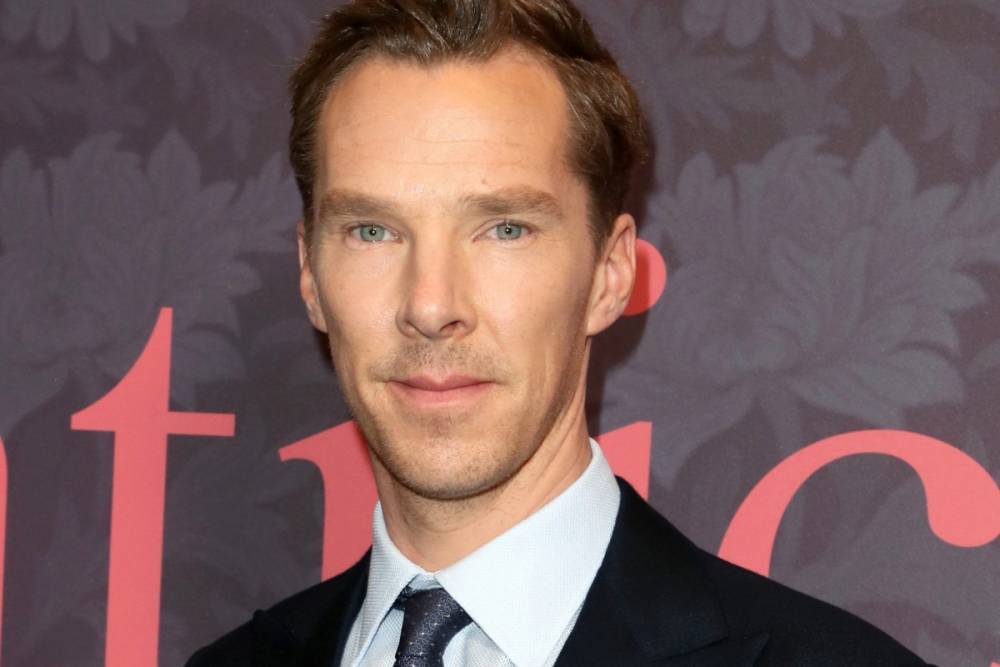 Benedict Cumberbatch - Benedict Cumberbatch is spending lockdown with his family in £1,700-a-night lodge in New Zealand - thesun.co.uk - Britain - New Zealand