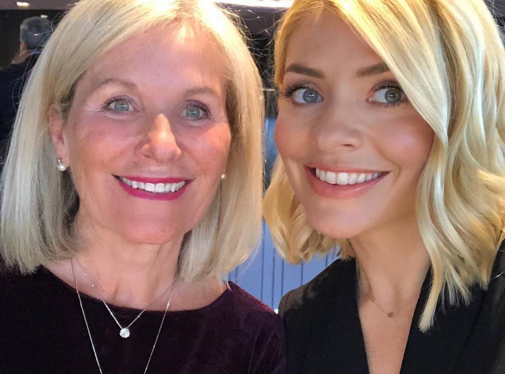 Holly Willoughby - Holly Willoughby says she can’t wait to hug her mum again as she celebrates her 72nd birthday - thesun.co.uk