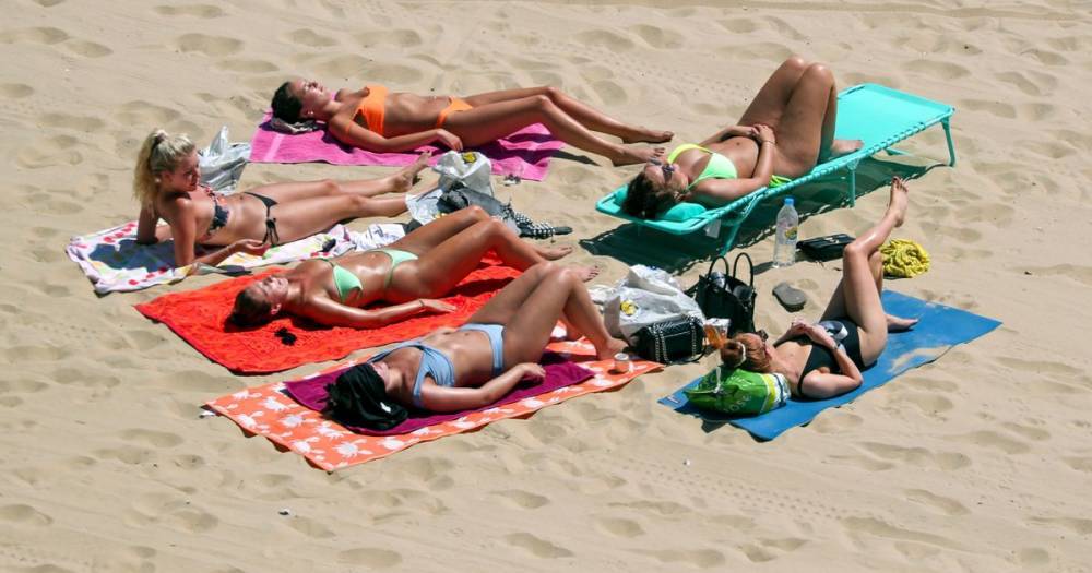 UK weather: Bank Holiday heatwave in store as Brits urged to maintain social distancing - dailystar.co.uk - Britain - city London - city Manchester