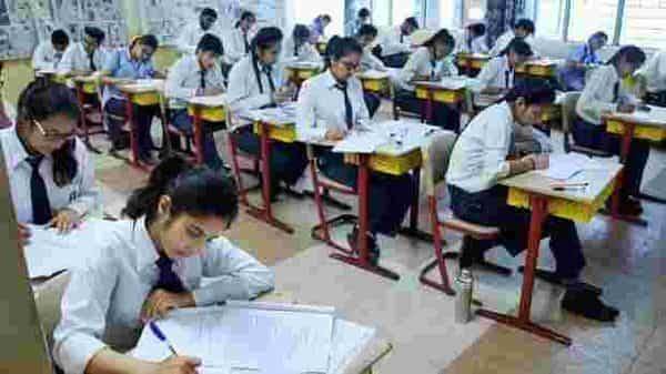 Ramesh Pokhriyal - CBSE exams to be held at 15,000 centres across India: HRD Minister - livemint.com - city New Delhi - India
