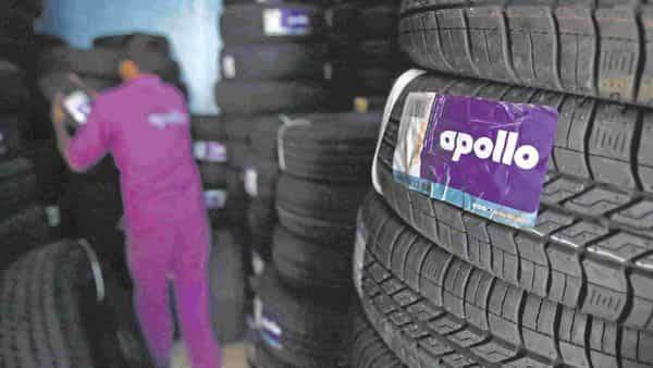Tyre firms stare at weak FY21 as replacement market sales remain wobbly - livemint.com - India