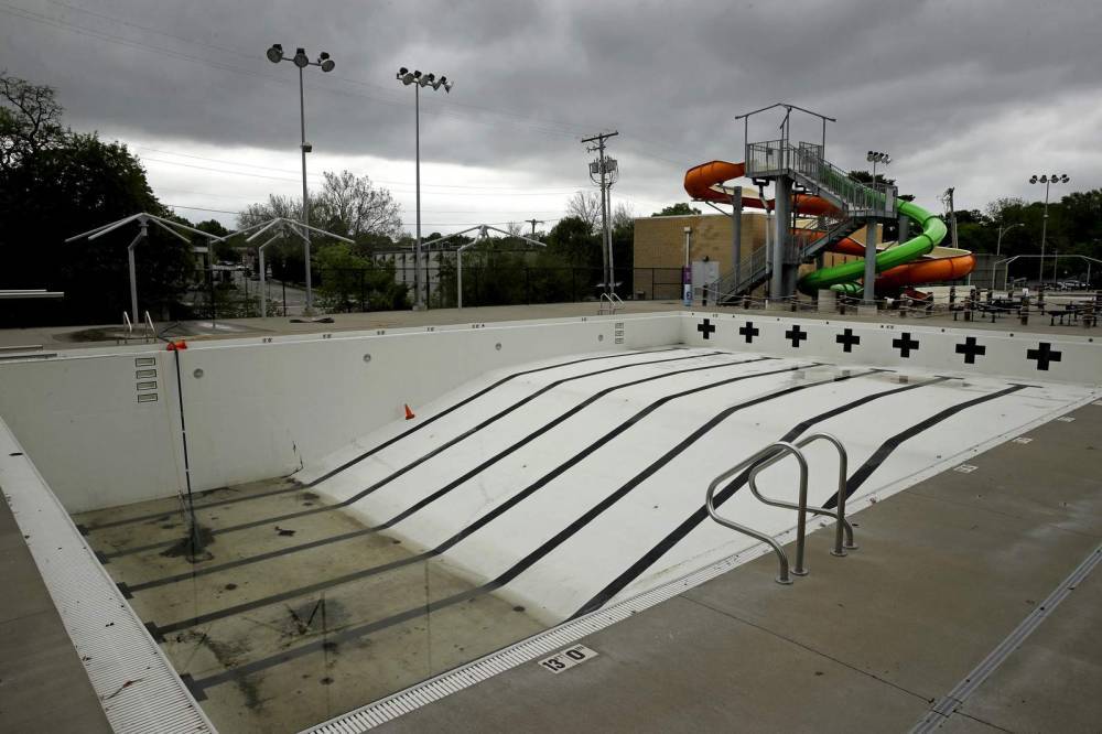 US communities face tough choices on opening public pools - clickorlando.com - Usa