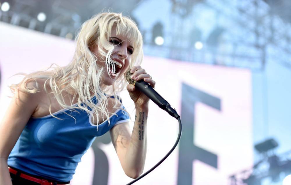 Hayley Williams - Hayley Williams on going solo: “I have to trust Paramore know I’m not looking for greener grass” - nme.com
