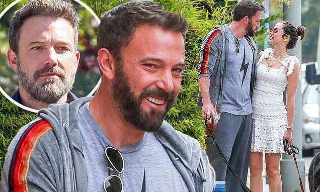 Ana De-Armas - Ben Affleck, 47, looks suddenly younger with a darker beard with Ana, 32 - dailymail.co.uk - state California