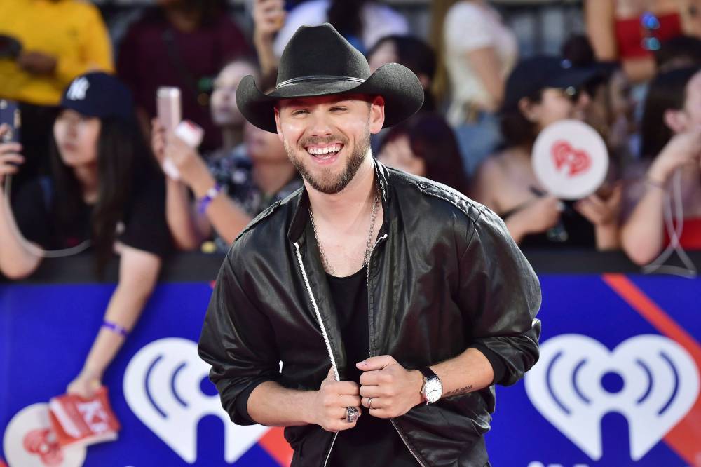 Brett Kissel - Brett Kissel Sells Out 6 Drive-In Country Music Benefit Concert To Take Place In Alberta - etcanada.com - Canada