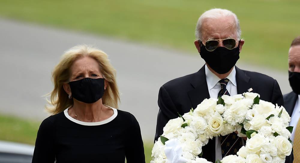 Joe Biden - Jill Biden - Beau Biden - Joe Biden Proudly Wears a Face Mask in First Public Appearance in Two Months - justjared.com - New York - Iraq - state Delaware