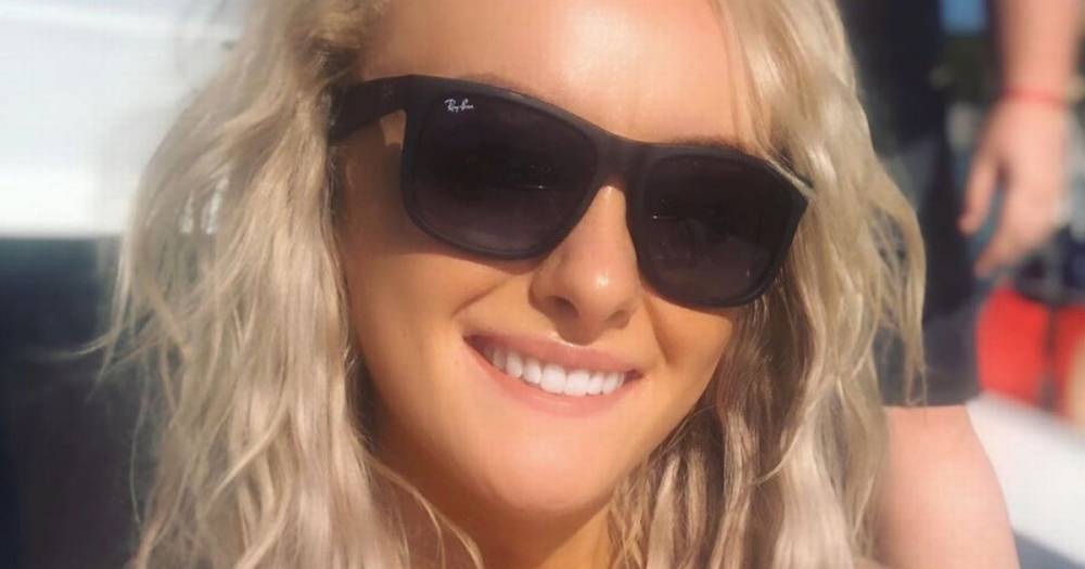 Katie Macglynn - Corrie's Katie McGlynn shows off painful sunburn after basking in Bank Holiday sun - mirror.co.uk