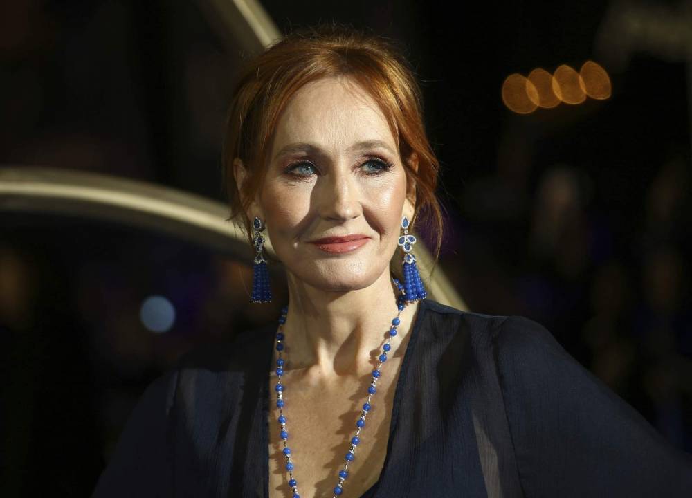JK Rowling publishes first chapters of new story online - clickorlando.com