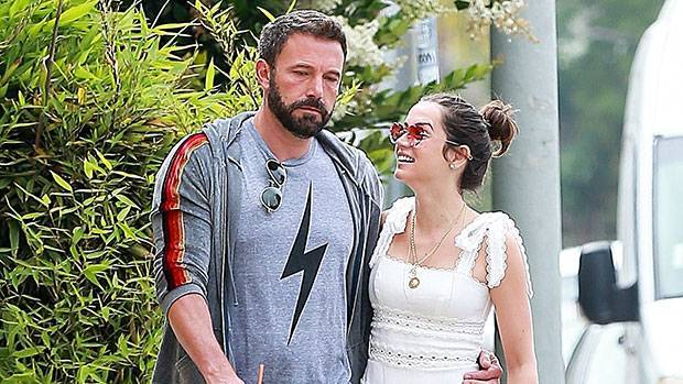 Ana De-Armas - Ben Affleck, 47, Gets Rid Of His Gray Hair For Beard Makeover Looks So Much Younger - hollywoodlife.com