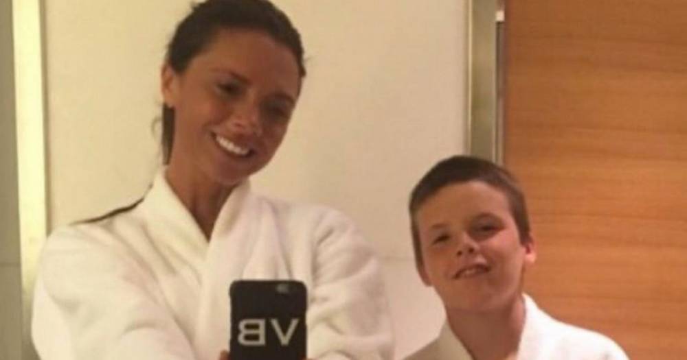 Victoria Beckham flashes ultra rare smile drawing Ross from Friends comparison - mirror.co.uk - Victoria, county Beckham - city Victoria, county Beckham - county Beckham