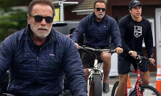 Arnold Schwarzenegger - Joseph Baena - Arnold Schwarzenegger, 72, rides an ELECTRIC bicycle, son Joseph Baena, 22, settles for a standard - dailymail.co.uk - Los Angeles - state California
