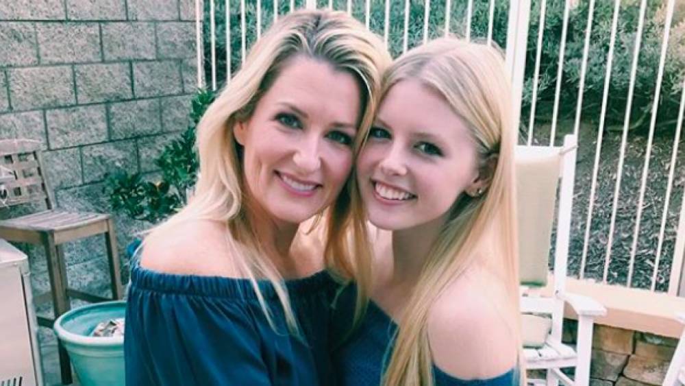 Good News - College Student Sets Up Virtual Blind Date for Her Single Mom and Professor - etonline.com - state California - state Colorado - county Boulder