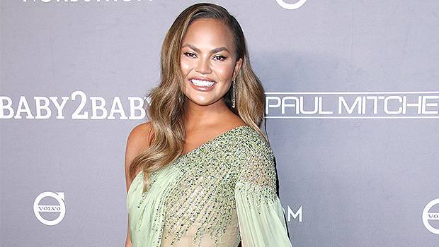 Chrissy Teigen - Chrissy Teigen Shares Personal Video Of Her At-Home Covid-19 Test: ‘That Tickles’ - hollywoodlife.com