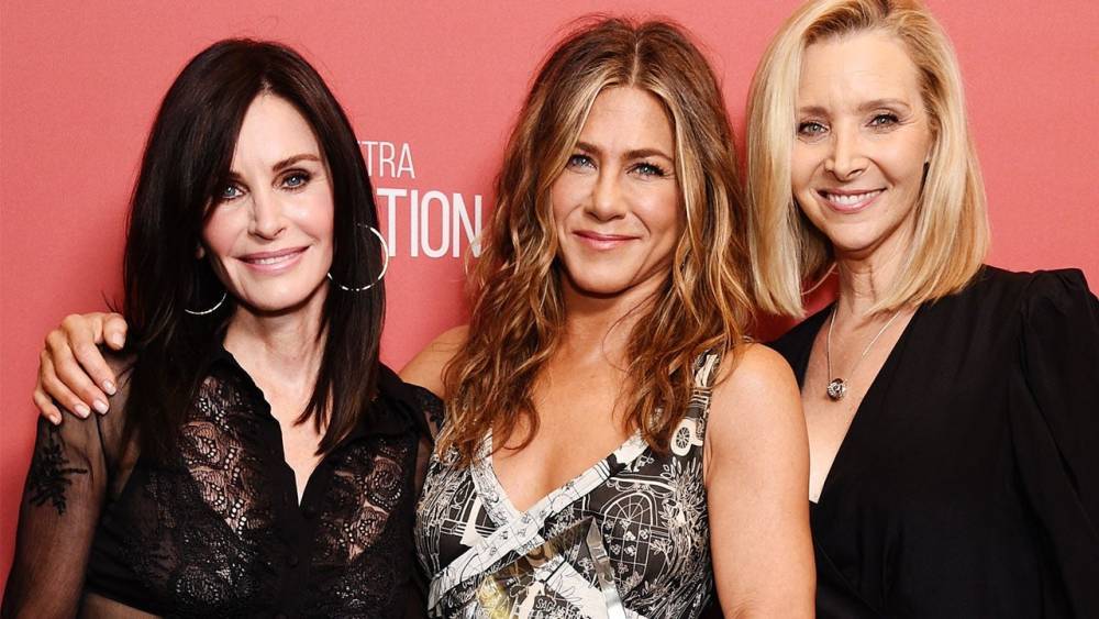 Lisa Kudrow - Phoebe Buffay - Lisa Kudrow Assures 'Friends' Fans That the Reunion Will Be 'Really Fun' (Exclusive) - etonline.com - Reunion