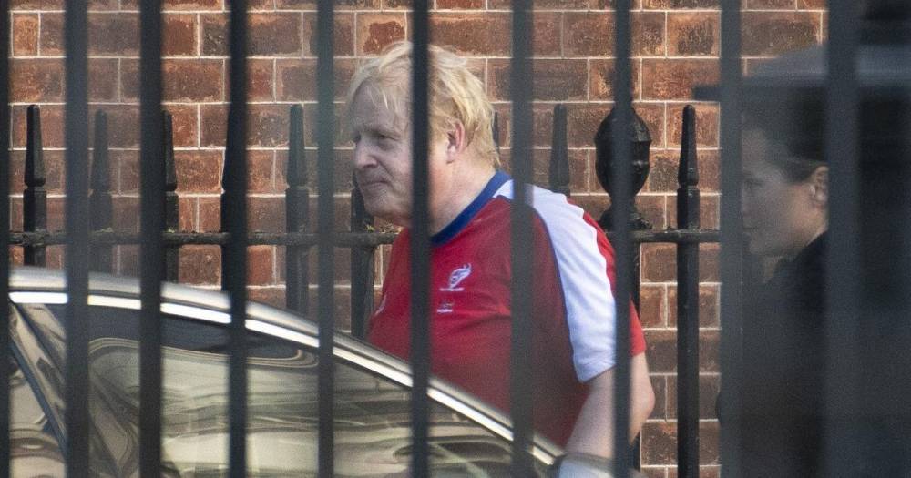 Boris Johnson - Queen gives Boris Johnson permission to exercise in grounds of Buckingham Palace - dailystar.co.uk - Britain