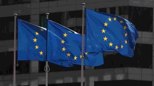 Ursula Von - Paolo Gentiloni - Coronavirus: European Union unveils unprecedented 750 billion euro recovery plan - livemint.com - Eu - city Brussels