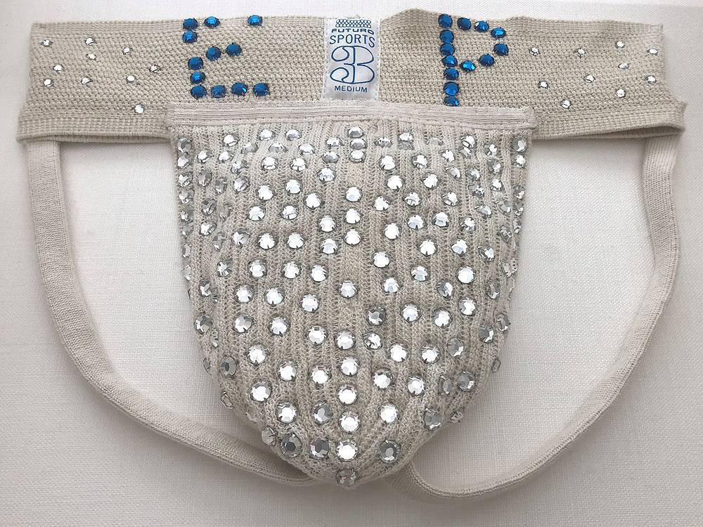 Elvis Presley - Want to get your hands on Elvis Presley's jockstrap? The King's rhinestone-studded undergarment up for auction - torontosun.com - Britain - city Memphis