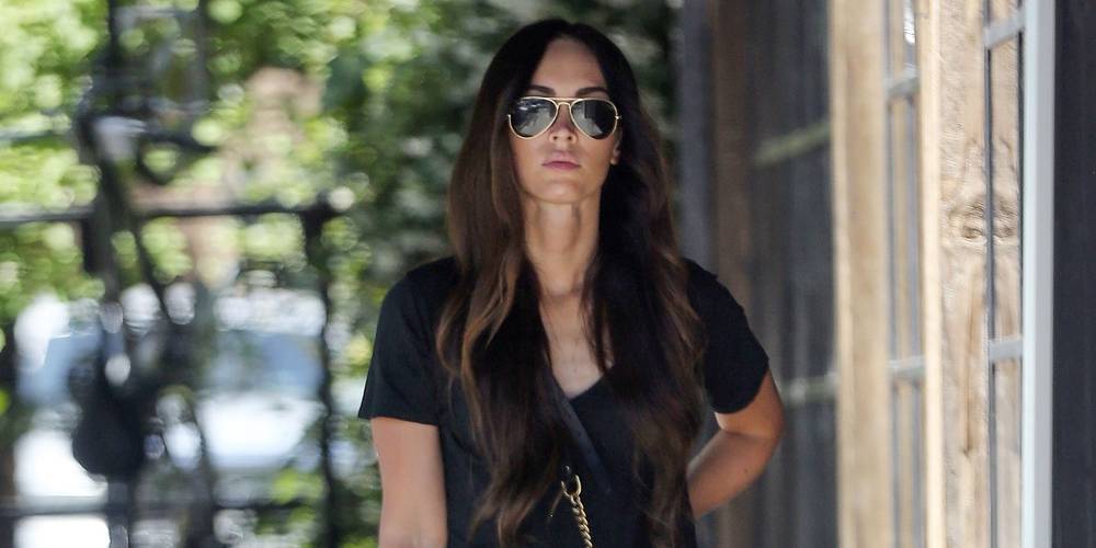 Megan Fox - Megan Fox Steps Out for First Time Since Split Announcement From Brian Austin Green - justjared.com - Los Angeles - Austin, county Green - city Austin, county Green - county Green