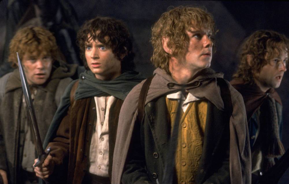 Josh Gad - Orlando Bloom - Peter Jackson - Elijah Wood - Ian Mackellen - ‘Lord Of The Rings’ cast to reunite this weekend for Josh Gad’s ‘Reunited Apart’ series - nme.com